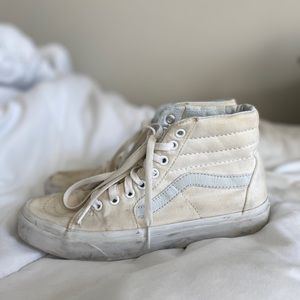 WOMANS “ HI TOP “ WHITE VANS